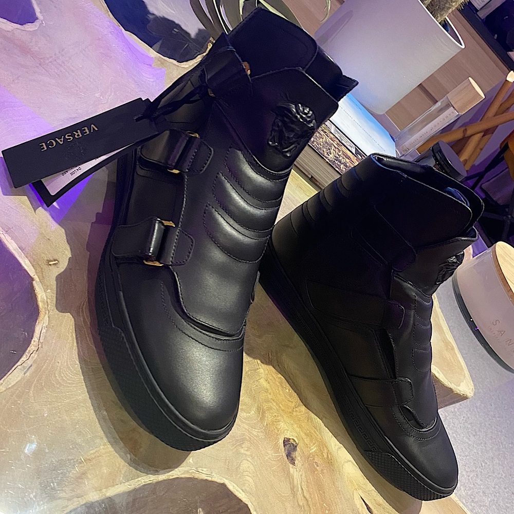 🔥Brand New - VERSACE High Top Sneaker
